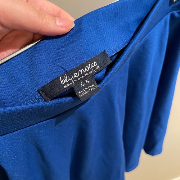 Blue skirt - Picture 3 of 3